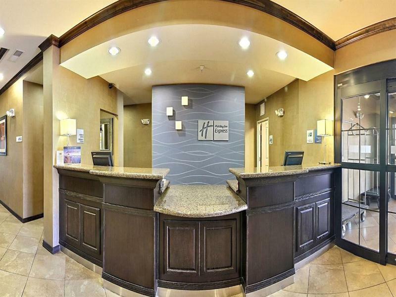 Holiday Inn Express & Suites Clovis By Ihg Exteriör bild